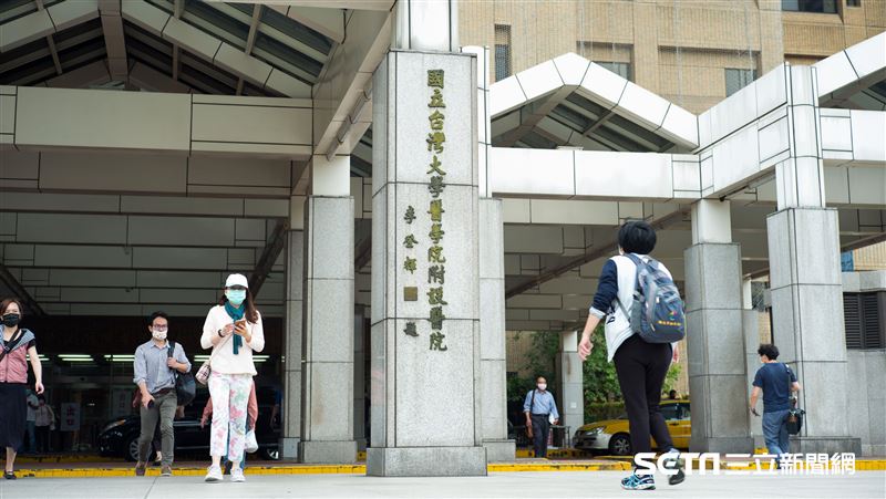 國內首起莫德納突破性感染　麻護確診