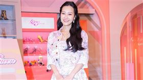 王思佳今產後首度露臉接受專訪，身材幾乎完全恢復。（圖／TVBS提供)