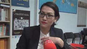 女記者在阿富汗易陷險境  赴法尋庇護在阿富汗，女性當記者，且觸碰敏感議題，極易陷自己於險境，馬納就有這樣的遭遇。她離開阿富汗，到法國尋求庇護，目前在餐廳工作，同時也是自由撰稿人。中央社記者曾依璇巴黎攝  106年8月17日