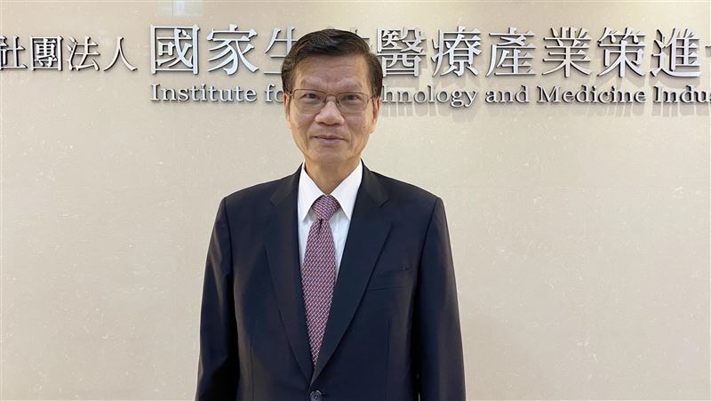 台灣第一人！翁啟惠獲頒威爾許化學獎