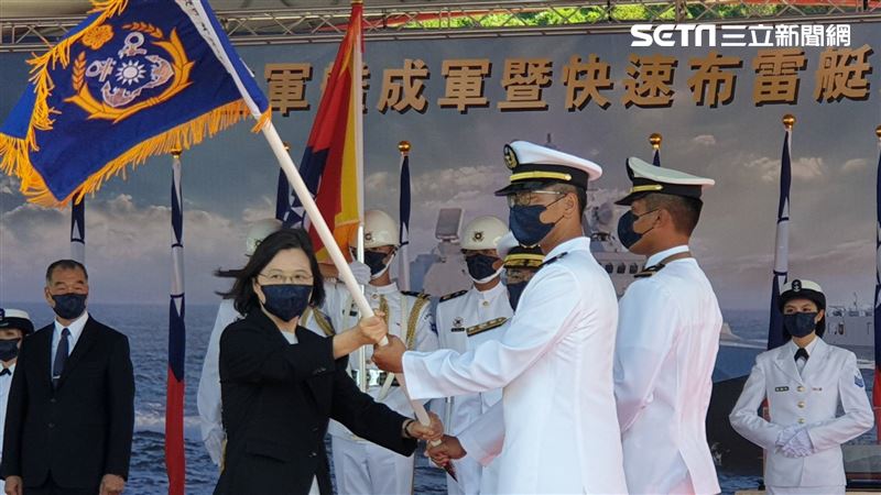 塔江艦成軍！小英：性能獲國際認同