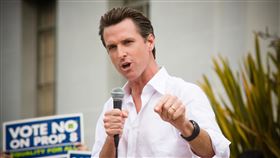 加州將在下週舉行對州長紐松（Gavin Newsom）的罷免投票。（圖／翻攝自維基百科，作者：Charlie Nguyen，CC BY 2.0）