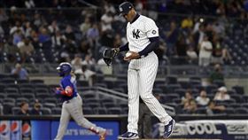 ▲查普曼（Aroldis Chapman）直球失投，小葛雷諾（Vladimir Guerrero Jr.）炸裂本季第41轟。（圖／美聯社／達志影像）