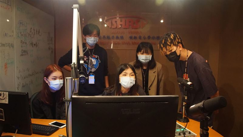 聲音產業夯 世新推Podcast課
