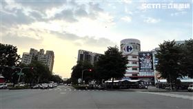 新楠家樂福。（圖／台灣房屋提供）