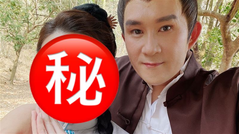 女星首穿古裝美翻　拍哭戲雙眼發腫