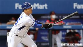 ▲富邦悍將一壘手范國宸。（圖／記者劉彥池攝影）