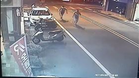 苗栗市，當街追砍，被害人跑200公尺 （圖／翻攝畫面）
