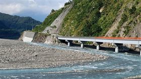 璨樹颱風,桃源區,明霸克露橋,預警性封閉