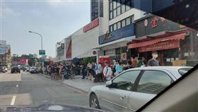 台中不二糕餅，蛋黃酥，排隊之亂，圖／民眾提供