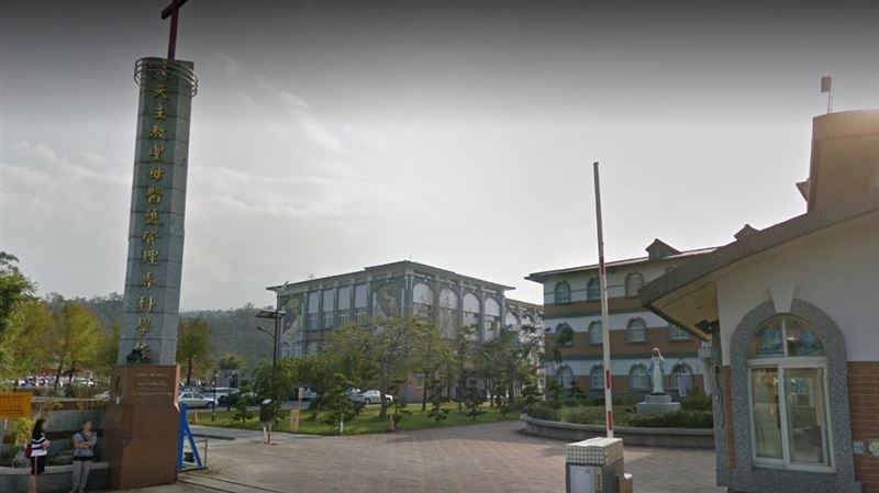 買不起課本　單親女求二手書網全淚崩