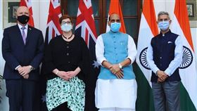 印度與澳大利亞11日在新德里舉行首次2+2部長級對話。（圖/翻攝自DrSJaishankar推特）