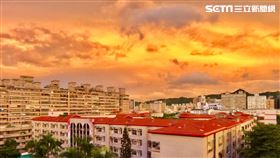 燦樹,火燒雲。（圖／讀者陳舜雨提供／單次授權）