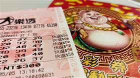 ▲大樂透電腦選號。（圖／記者林辰彥攝影）