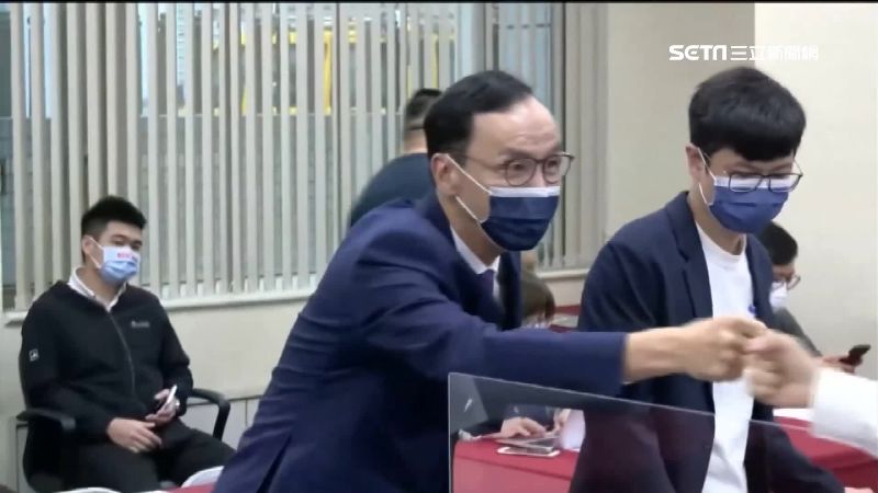 朱立倫早退風暴　鄭照新辭職怒斥兒戲