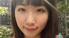 廣告小妹表示爆熟識醫生確診新冠肺炎。（圖／翻攝自廣告小妹臉書）