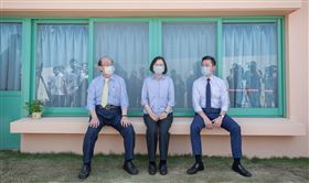 蔡英文、林智堅、柯建銘。（圖：總統府提供）