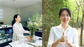 李英愛今（14日)曬出一組素顏的插畫照，讓網友紛紛讚嘆。(圖／翻攝自leeyoungae0824IG)