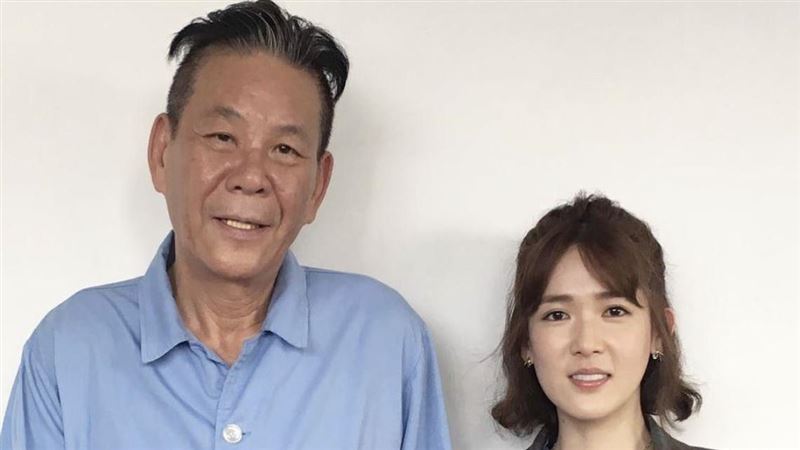 「帥老爸」龍劭華逝　女星曬珍藏合照