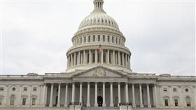 美國國會下週連辦兩場聽證會 究責阿富汗撤軍美國國會眾、參兩院外委會下週將相繼召開聽證會，檢視阿富汗撤軍程序。美國國務卿布林肯兩場聽證會都列席作證，預料將面對兩黨議員尖銳拷問。圖為美國國會大廈外觀。中央社記者徐薇婷華盛頓攝 110年9月8日