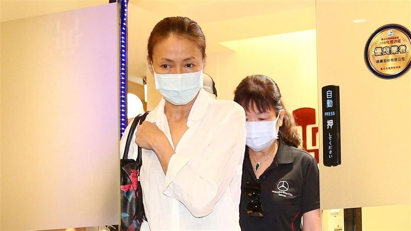 陪伴至最後一刻　視后曝與龍劭華關係