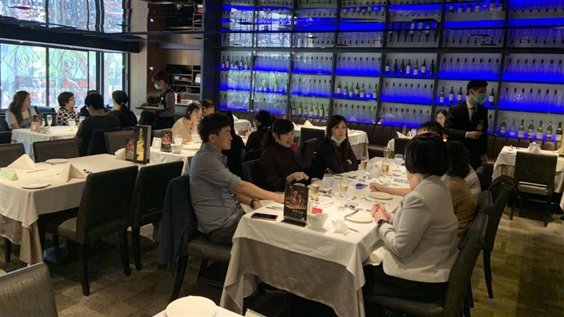 新北解封！6大餐飲集團明起開放內用