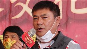 涉收受光電業回扣  通霄鎮長陳漢志遭羈押苗栗縣通霄鎮長陳漢志（圖）處理太陽能光電案疑似涉貪收受業者回扣，苗栗地檢署指揮檢調搜索鎮公所並傳訊多人，15日向法院聲請羈押陳漢志及前機要秘書、蔡姓業者等3人獲准。圖為陳漢志4月9日出席白沙屯媽祖進香行前記者會。中央社記者管瑞平攝  110年9月15日