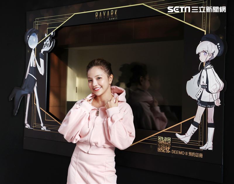 凱希金鐘入圍三立新聞網專訪。（記者邱榮吉/攝影）