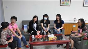 南投縣稅務局，蔣姓女公務員，4年請假701天，領走薪水105萬，遭批鑽漏洞 (圖／翻攝畫面)