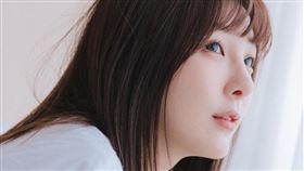 卸下樂天隊服！林可轉戰實況圈　公開「妝前妝後」觀眾傻了（圖／翻攝自林可IG）