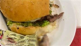 人肉漢堡！吃漢堡咬到「腐爛手指」　女吐出狂嘔：我還嚼它（圖／翻攝自Estefany Benitez臉書）