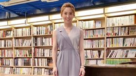 許藍方先前捲入不倫戀疑雲，近期積極復出。（圖／翻攝自許藍方臉書）