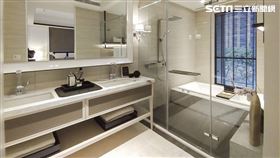 女生才有決定權？買房先看更衣室、衛浴　老婆中意才能買。（圖／記者陳韋帆攝影）