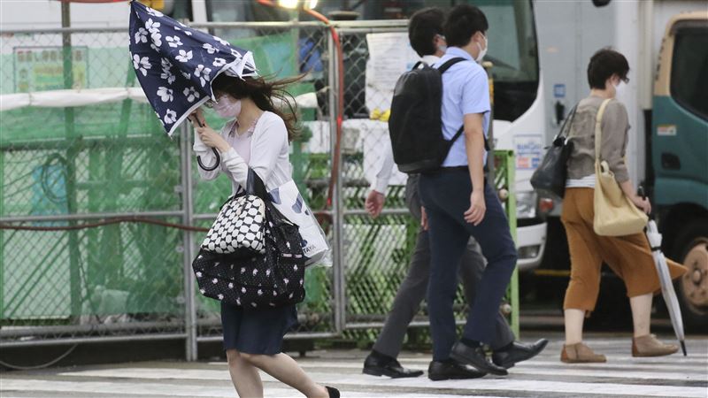 璨樹颱風登陸日本　強風豪雨災情頻傳