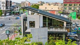 星巴克楠梓藍昌門市。（圖／業者提供）