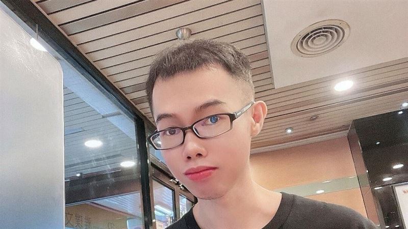 遭嗆中國台灣暴牙佬　鄧佳華超神回覆
