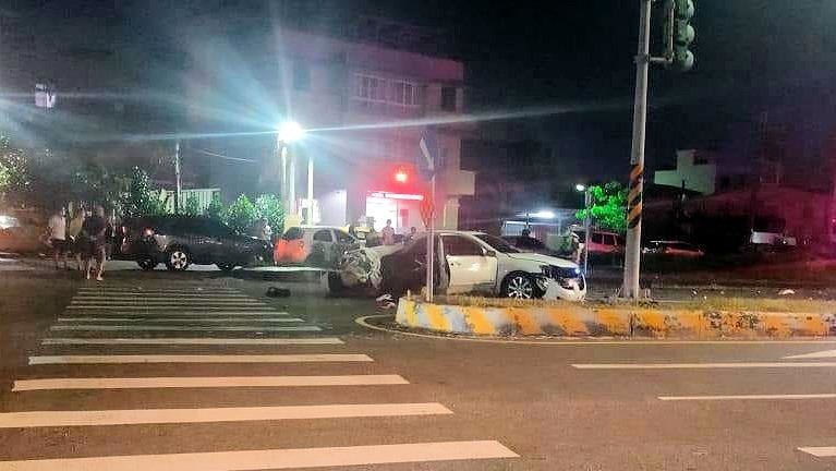 嘉義死亡車禍1死4傷　女童噴飛喪命