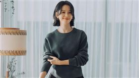 徐若瑄在臉書發文寫下，2021 Uniqlo LifeWear 最新代言人剛好，就是我（圖／翻攝自徐若瑄臉書）