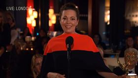 艾美獎「英國女王」奧莉薇亞·柯爾曼（伊莉莎白女王二世Queen Elizabeth II）（圖／CATCHPLAY＋提供）