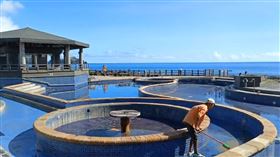 綠島朝日溫泉，未整修完成，部分開放，中秋連假遊客3成