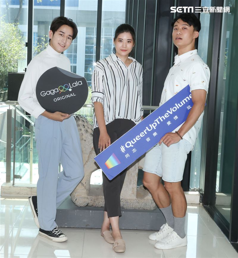 「無邪」演員蟻大點、（右）張得中、（中）導演謝羽筑三立新聞網專訪。（記者邱榮吉/攝影）