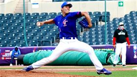 U23世界盃熱身賽  潘文輝飆156公里U23世界盃棒球賽台灣代表隊21日與墨西哥隊打熱身賽，台灣隊7名投手輪番上陣火球連發，潘文輝（中）飆出全場最速156公里。（中華民國棒球協會提供）中央社  110年9月21日