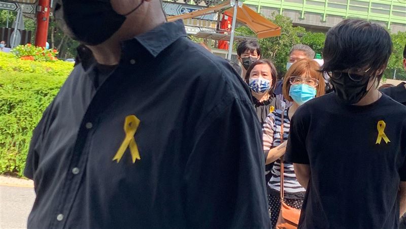 憾別龍劭華！盧廣仲《花甲》感傷相送