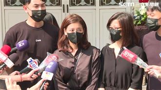 遺憾沒對到戲　方馨悲痛瞻仰龍哥遺容