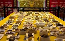 皇帝每餐菜餚多達十幾道，吃不完的剩菜怎麼處理，其實藏有大秘密。（圖／翻攝自百度百科）