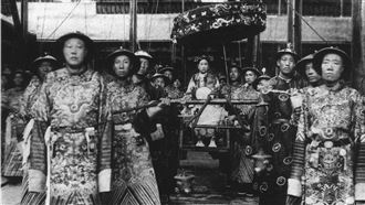 老照片故事／118年前慈禧真面目曝