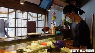 兒叛逆險走偏　擺攤父母一舉動拉回他