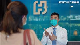 全台首家！北富銀推「雙軌手語翻譯」135間分行同步上線（圖／台北富邦銀行提供）