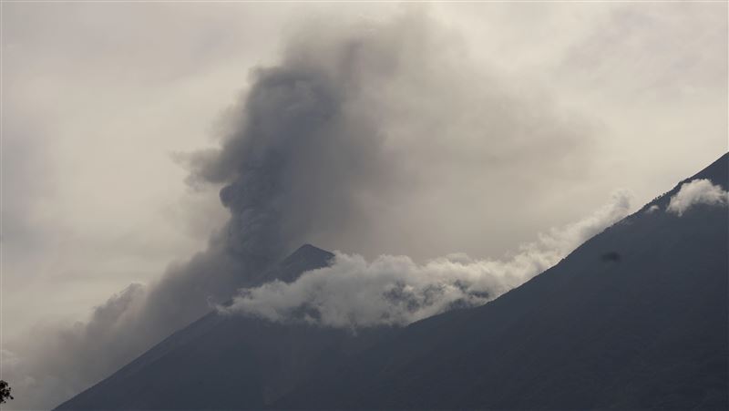 瓜地馬拉火山噴發　當局密切監控中