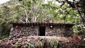 佳心舊社位於拉庫拉庫溪中游，劃為玉山國家公園東部園區，花蓮縣政府2019年公告登錄為文化景觀。（圖／花蓮縣政府提供）